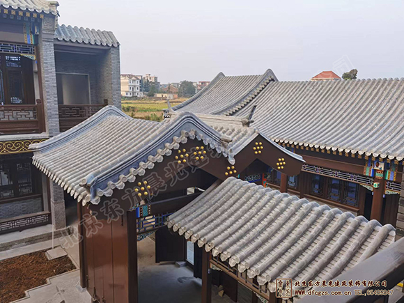 北京四合院特點(diǎn)：布局嚴(yán)謹(jǐn)，樣式典雅